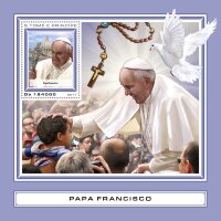 Сан-Томе, 2017. (st17414) Папа Франциск (мл+блок) 