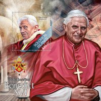 Соломоновы о-ва, 2013. [13512] Папа Бенедикт XVI (м\л+блок) 